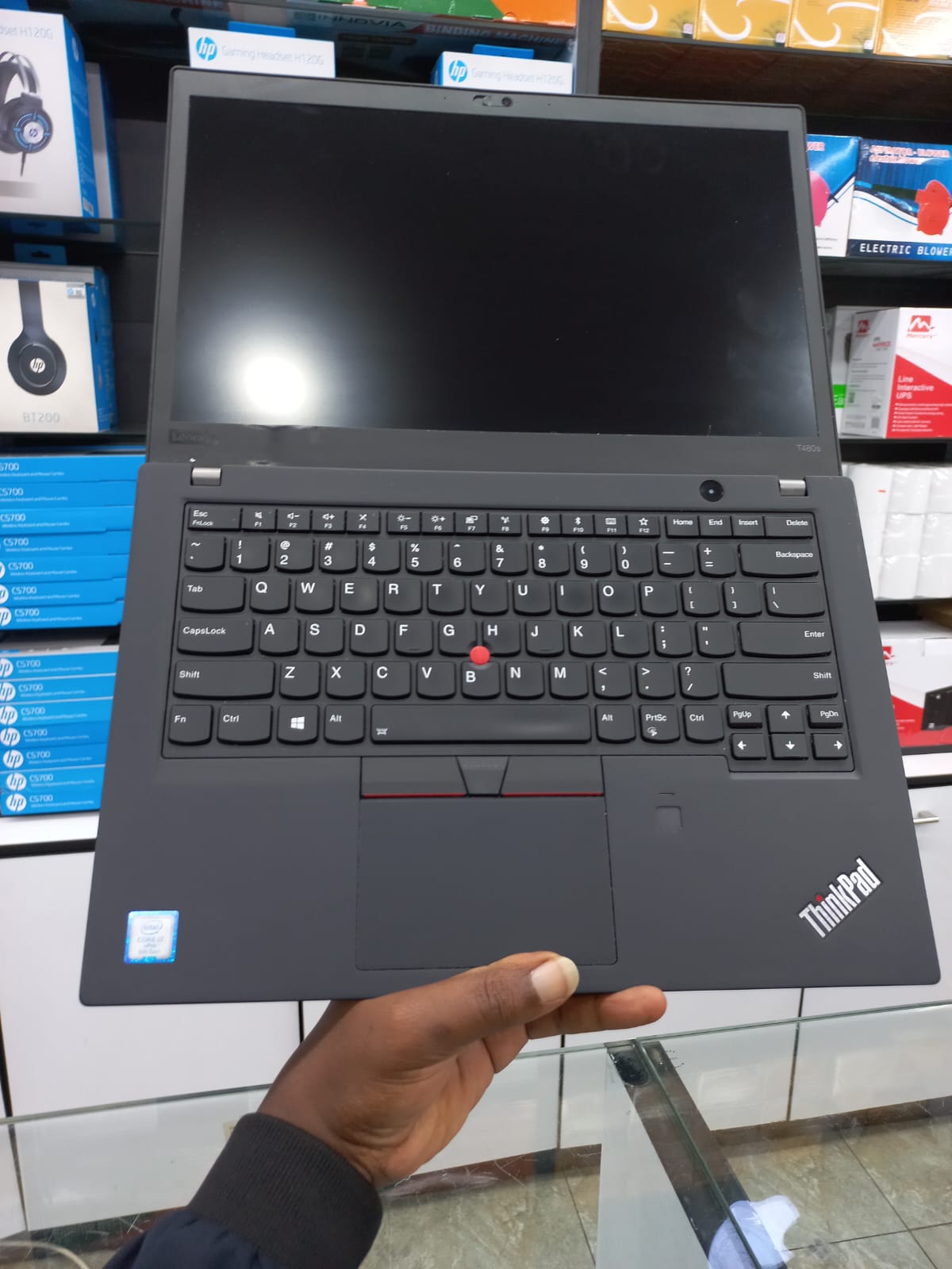 Lenovo ThinkPad T480s  intel core i7 8th generation   16gb ram 512gb SSD  2.8ghz speed 14inches 